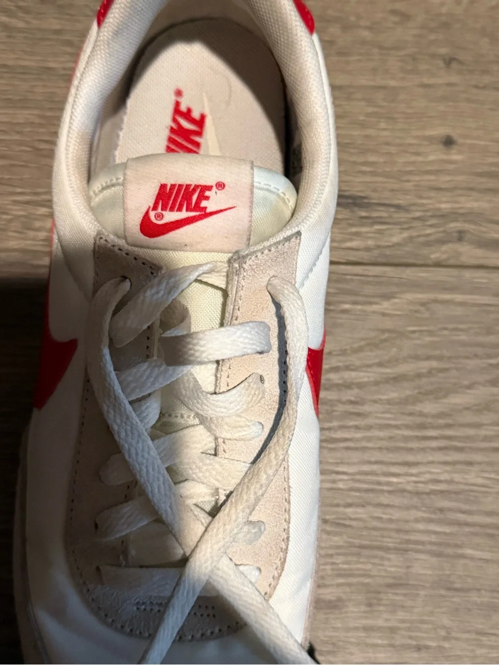 Nike White and Red Retro Runner Sneakers